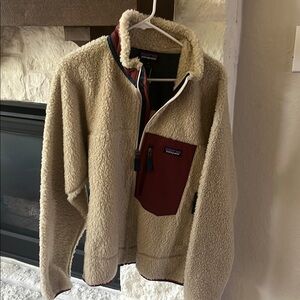 Patagonia Cream and Red Fleece Jacket Retro-X JKT
